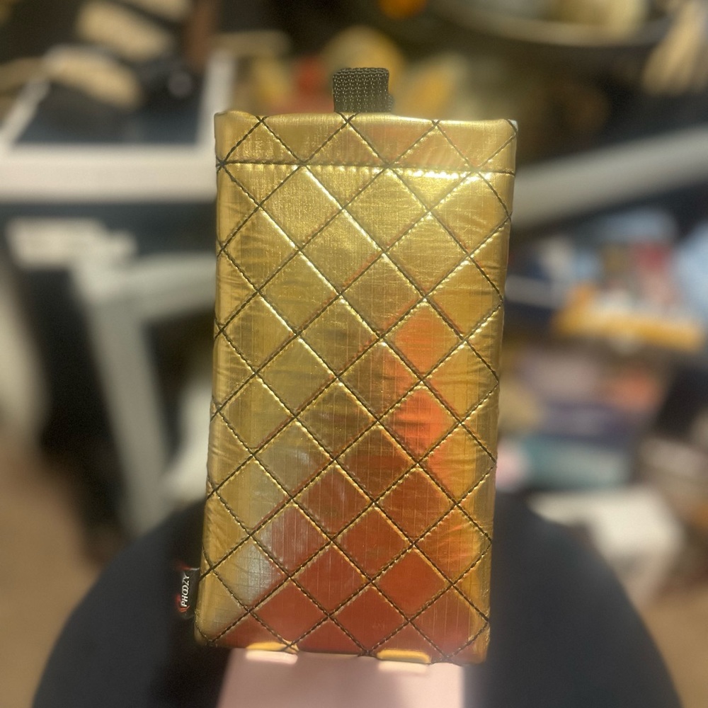 Thermal phone case